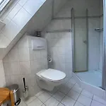 App 1 Apartment List