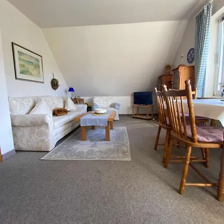 App 1 Apartment