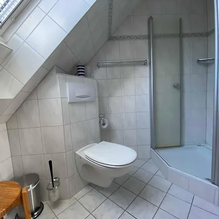 App 1 Apartment List